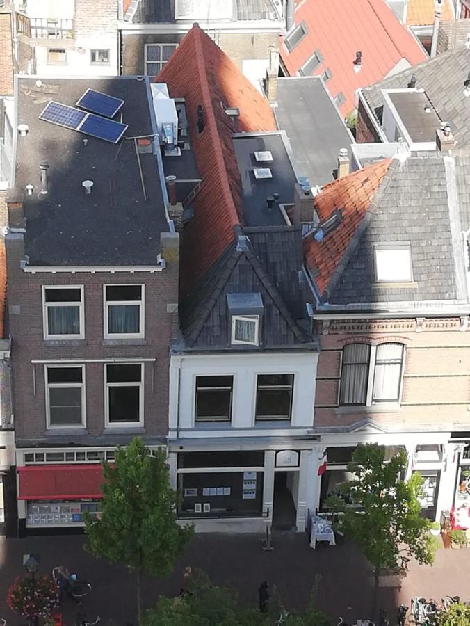 De Vliegende Vos Het Geboortehuis Van Johannes Vermeer Delft Exterior photo
